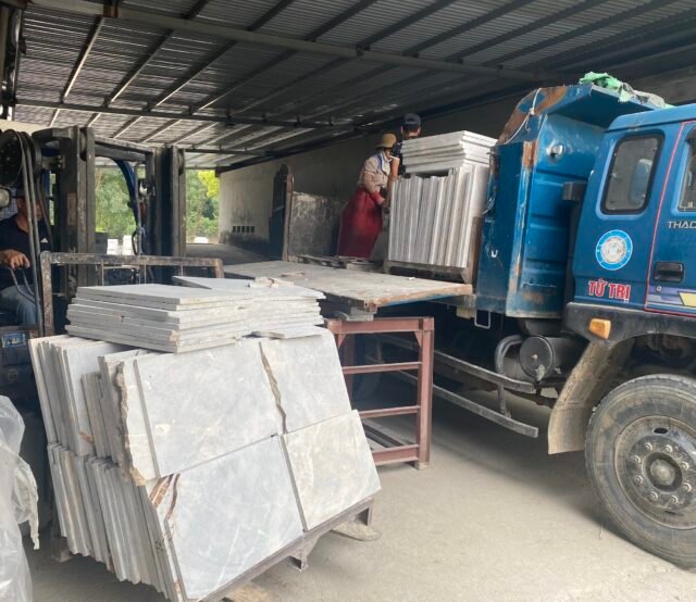 Vietnam yellow marble in factory